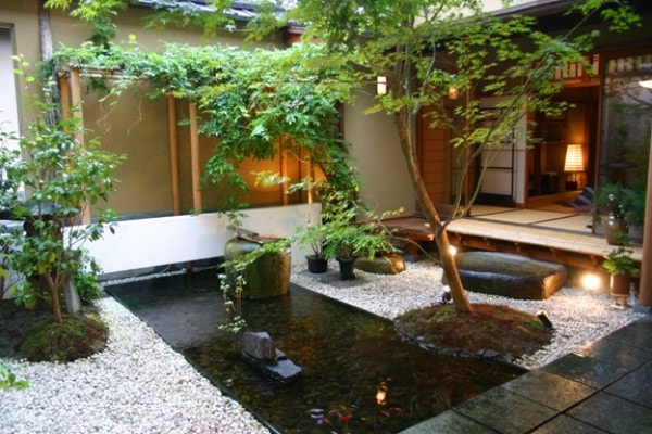 садовый минимализм базируется на японских традициях